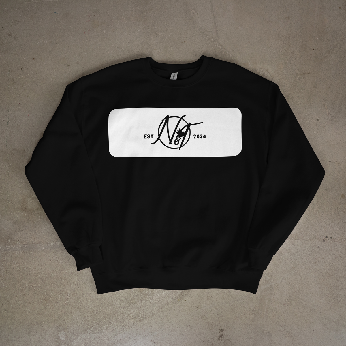 N&T Signature Crewneck - Sweatershirt by Needle n Threads
